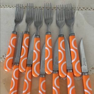 Forks and knives set